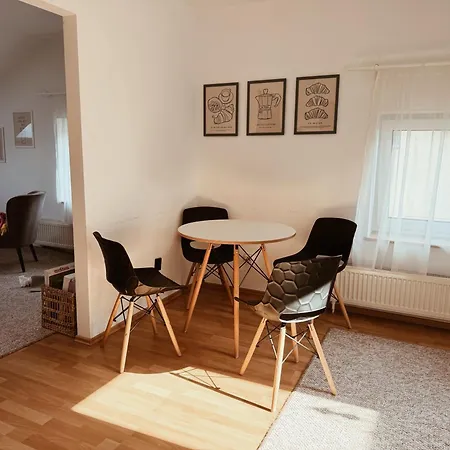 Goralski 아파트 *